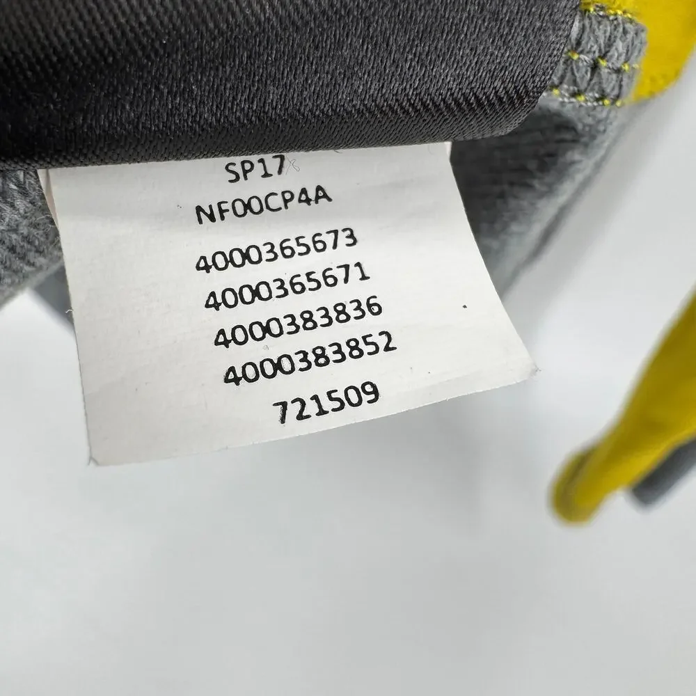 The North Face 1/2 Zip Mens‎ Medium Gray Yellow Pullover Gorpcore Outdoor Layer